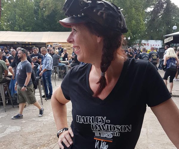 36774699_2084083304995641_509996979506380800_n