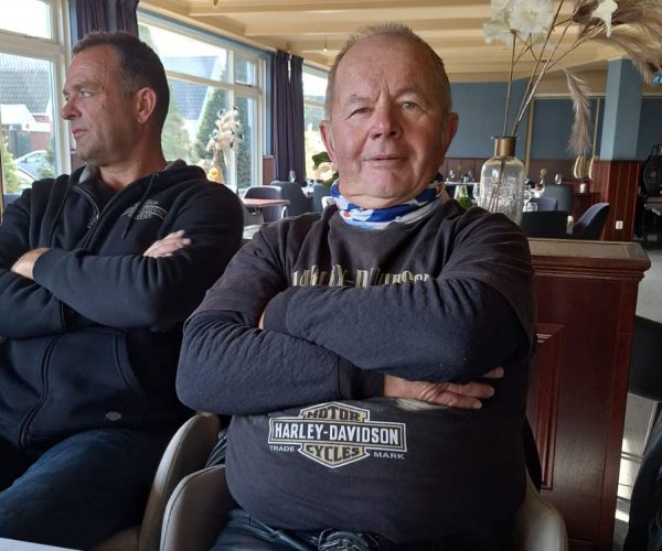 E43951A2-50B8-4BB7-9DCB-651FAB56785C