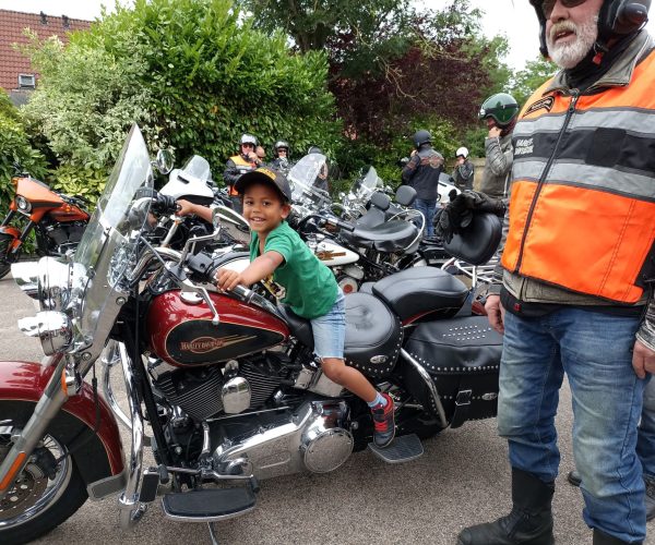 Met Ares door Noord Holland