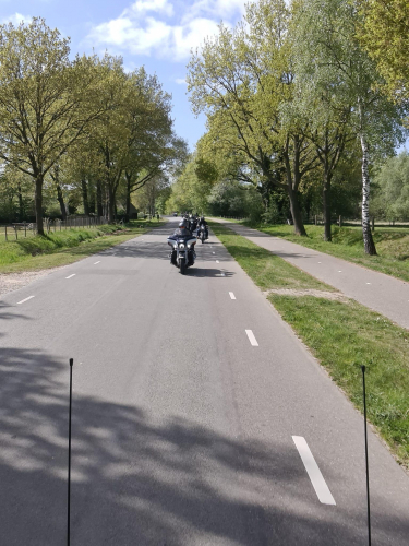 c7987f27-3030-4166-b70b-870c388f6635