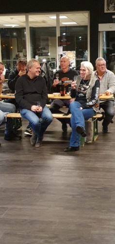 a7828e53-7285-4a7c-b2d1-57b78d45499c